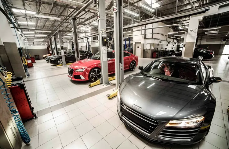 Best Audi Service Centre Delhi for Engine & Body Repairs – A Complete Guide by Automen