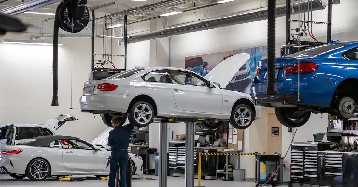 luxury car service center in Delhi NCR